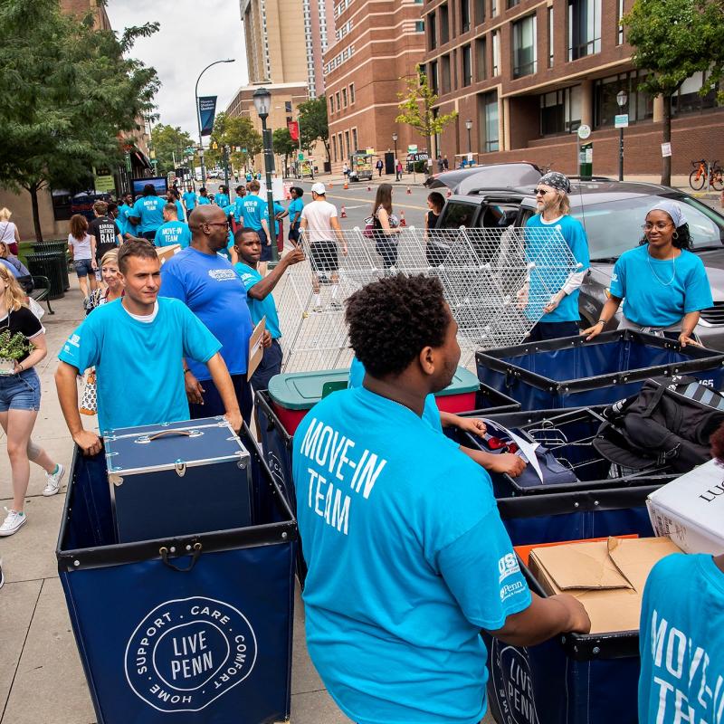 Photo of people helping at Move-In